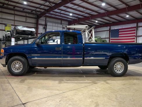 Used 1999 GMC Sierra 2500 SLE 3dr Extended Cab LB HD w/ Marketing Option Pkg image 4