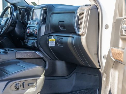 Used 2022 GMC Sierra 3500 Denali image 20