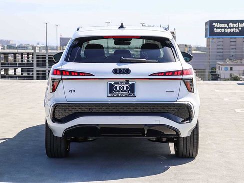New 2026 Audi Q3 quattro 2.0T image 5