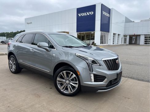 Used 2024 Cadillac XT5 Premium Luxury AWD/4WD image 3