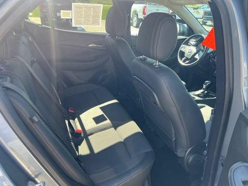 Used 2021 Buick Encore GX Select w/ Sport Touring Package FWD image 16