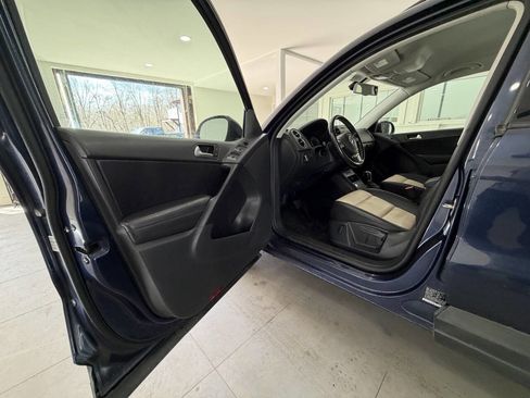 Used 2016 Volkswagen Tiguan S image 28
