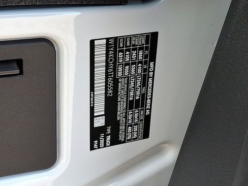 Used 2026 Mercedes-Benz Sprinter 2500 image 20