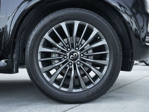 Used 2024 INFINITI QX80 Sensory image 27