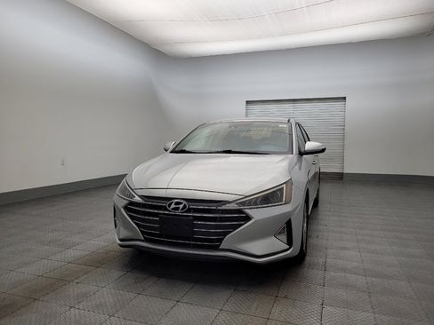 Used 2019 Hyundai Elantra SEL image 15