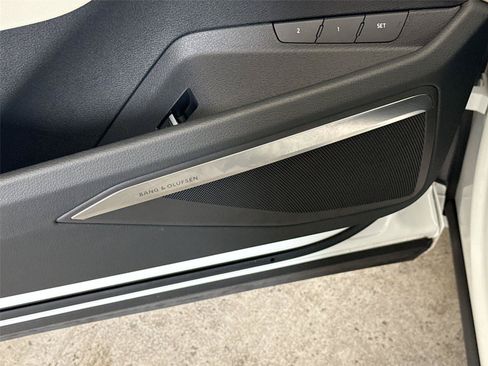 Certified 2024 Audi Q8 e-tron Premium Plus AWD/4WD image 19