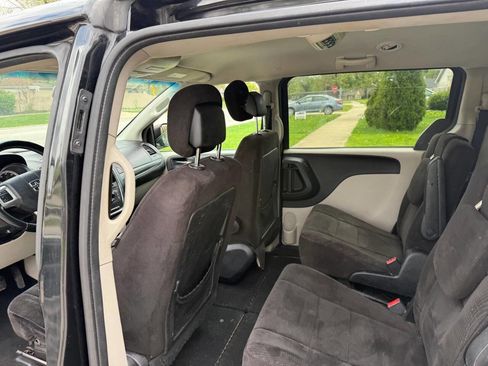 Used 2013 Dodge Grand Caravan SE image 15