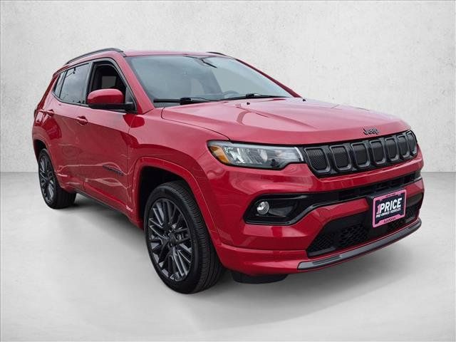 Used 2022 Jeep Compass Limited AWD/4WD image 3