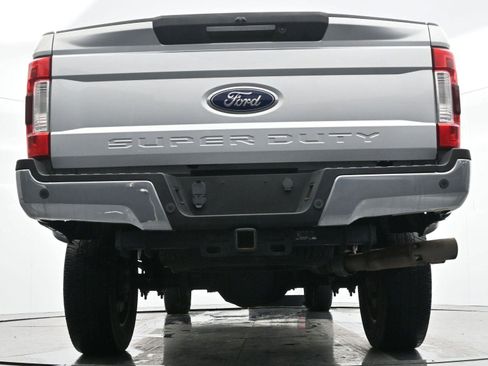 Used 2019 Ford F250 Lariat w/ Lariat Ultimate Package image 50