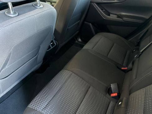 Used 2025 Chevrolet Equinox LT AWD/4WD image 13