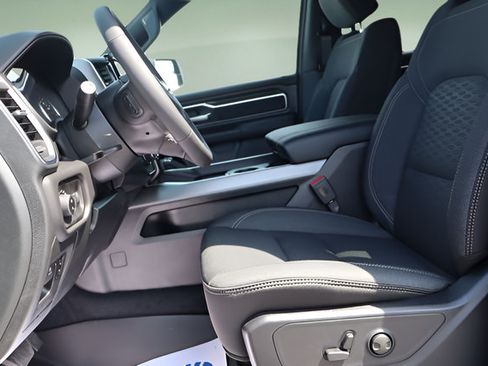 New 2026 RAM 1500 Big Horn AWD/4WD image 12
