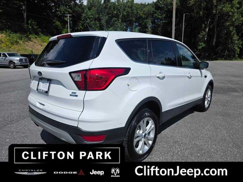 Used 2019 Ford Escape SE AWD/4WD image 4
