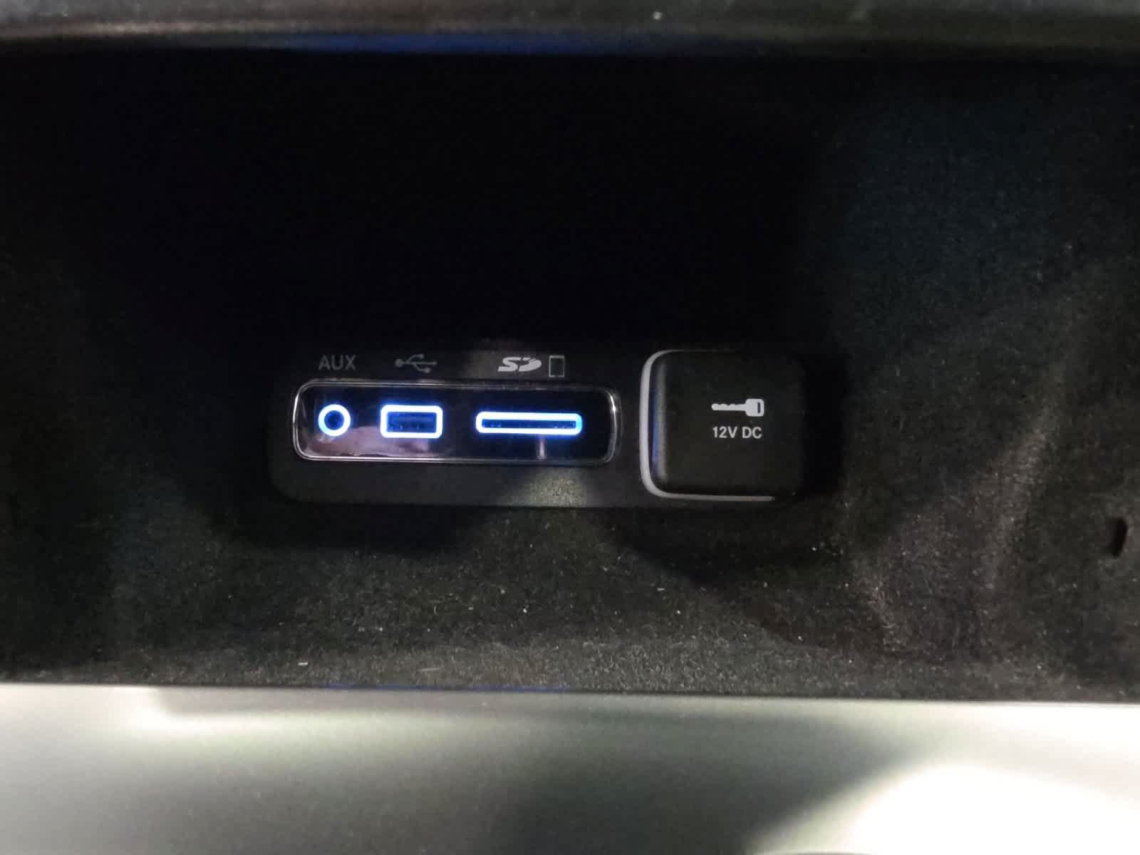 Used 2017 Jeep Grand Cherokee Trailhawk AWD/4WD image 29