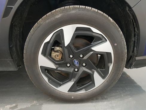 Used 2024 Subaru Crosstrek 2.5i Limited w/ Crosstrek Mirror Package image 11