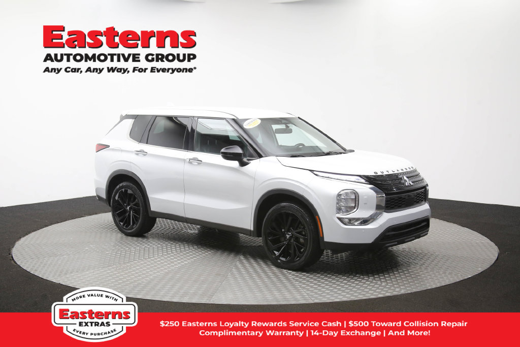 Used 2023 Mitsubishi Outlander SE Black Edition AWD/4WD image 50