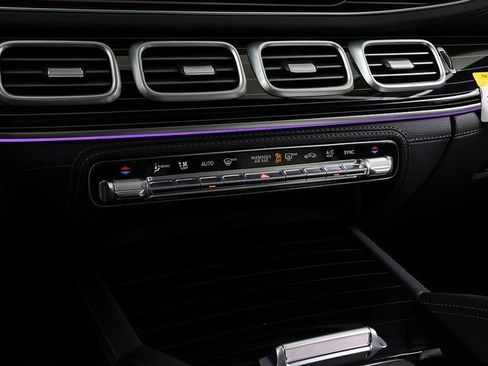 Certified 2026 Mercedes-Benz GLE 450 GLE 450 image 23