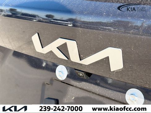 New 2026 Kia Sorento LX image 11