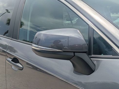 Used 2021 Toyota RAV4 XLE Premium FWD image 10
