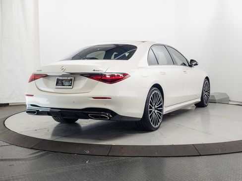 Used 2023 Mercedes-Benz S 580 4MATIC Sedan image 35
