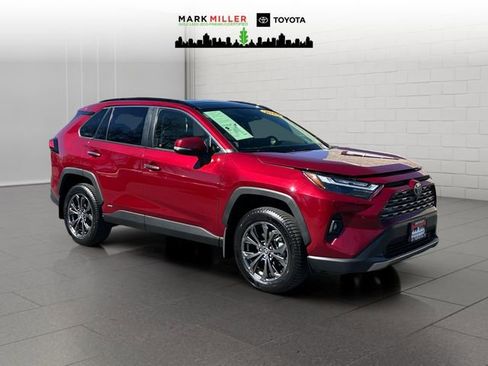 Used 2023 Toyota RAV4 Limited image 7