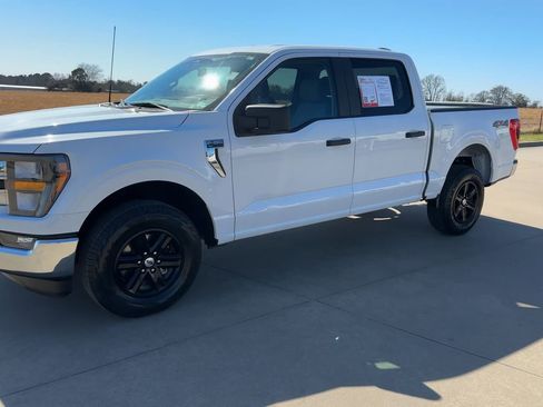 Used 2023 Ford F150 XLT image 5