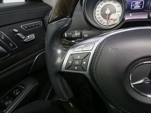 Used 2013 Mercedes-Benz SL 550 image 26