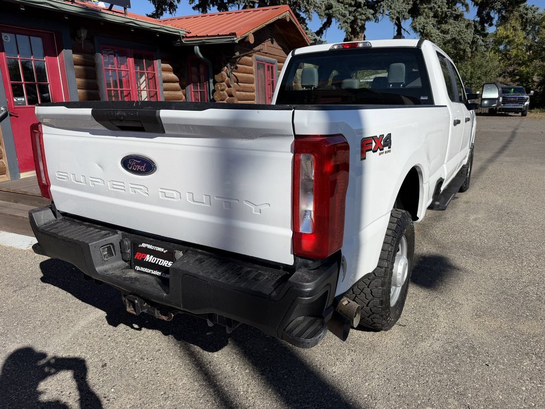 Used 2024 Ford F250 XL AWD/4WD image 22