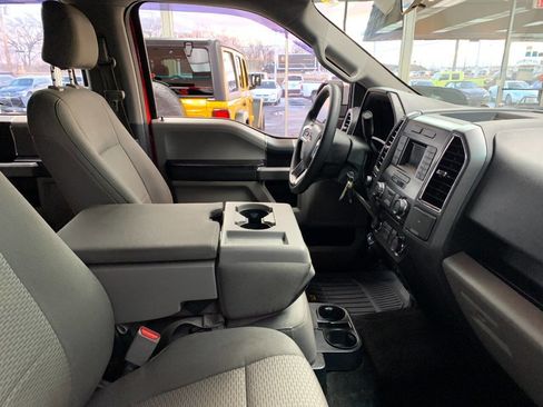 Used 2015 Ford F150 XLT image 10