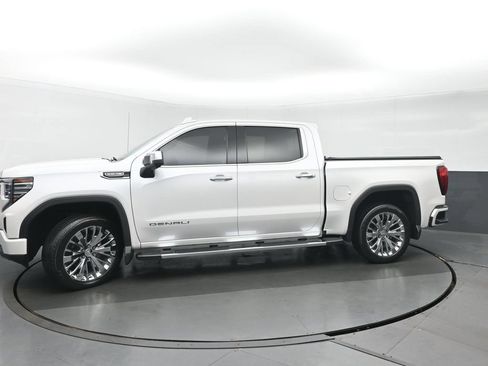 Used 2023 GMC Sierra 1500 Denali AWD/4WD image 6