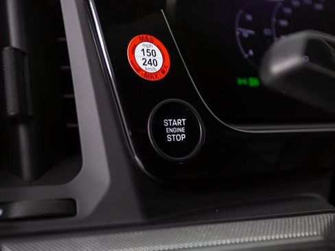 New 2026 Porsche Cayenne S image 23