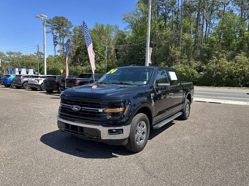 Used 2024 Ford F150 XLT w/ Mobile Office Package image 12