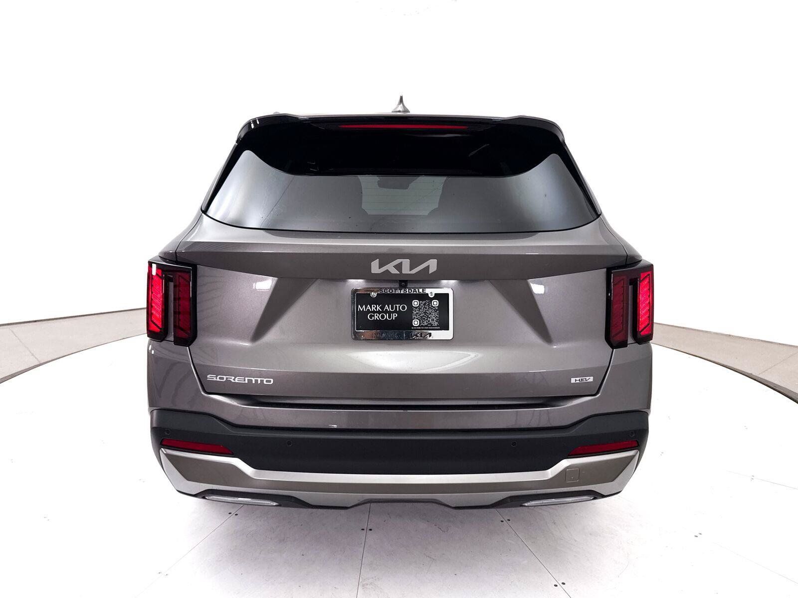 Used 2025 Kia Sorento EX FWD image 19