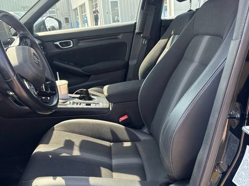 Used 2023 Honda Civic Sport image 8