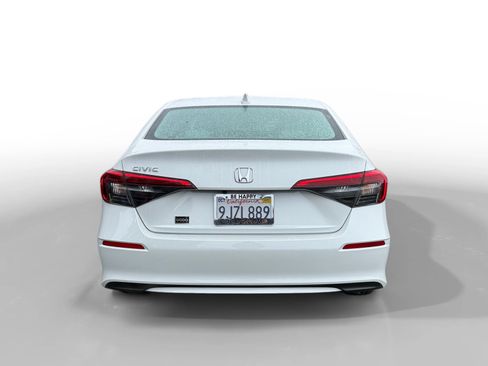 Used 2024 Honda Civic EX image 4