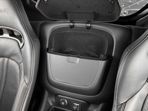 Used 2016 Dodge Viper GTS image 25