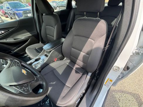 Used 2024 Chevrolet Malibu LT image 37