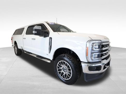 Used 2023 Ford F350 Lariat w/ Chrome Package AWD/4WD image 6
