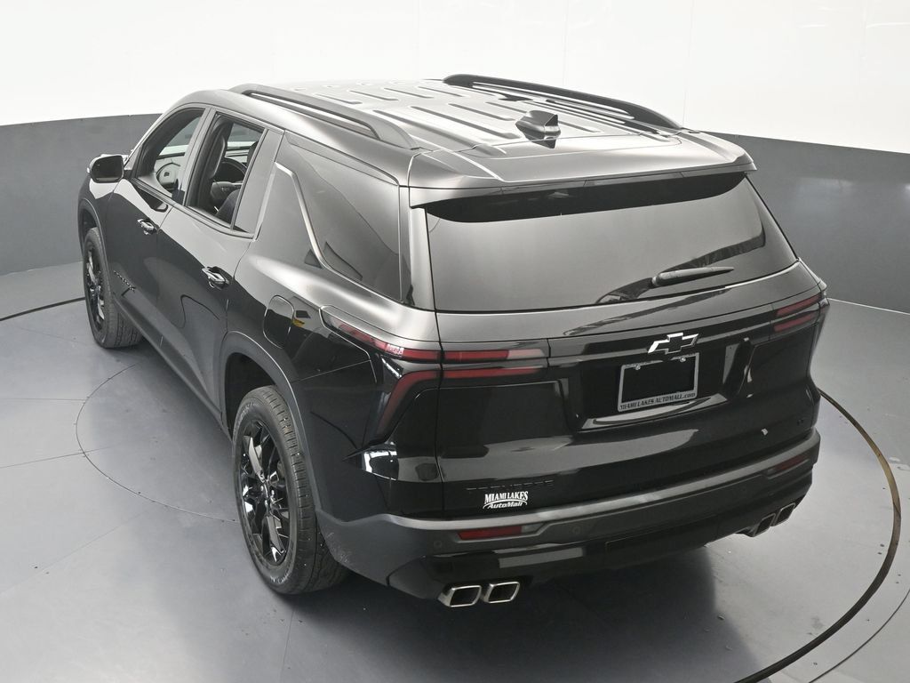Used 2024 Chevrolet Traverse LT w/ Midnight/Sport Edition FWD image 57