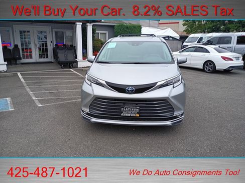 Used 2023 Toyota Sienna Limited AWD/4WD image 2