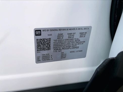 Used 2023 GMC Terrain SLT w/ Tech Package FWD image 34