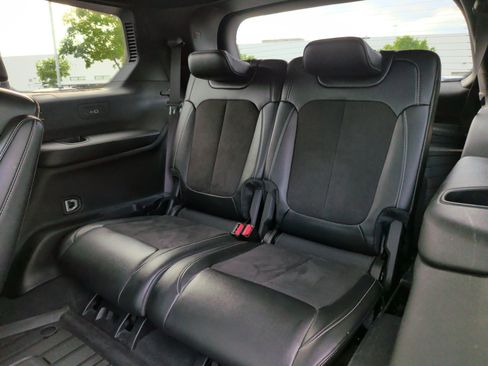 Used 2023 Jeep Grand Cherokee L Laredo image 35