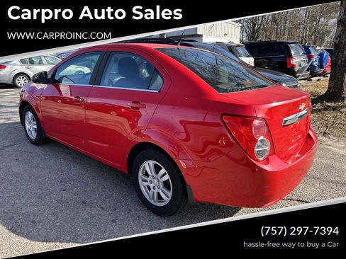 Used 2013 Chevrolet Sonic LT image 3