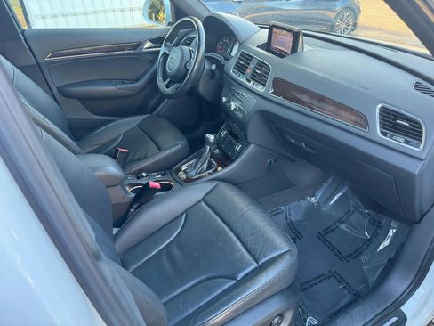 Used 2018 Audi Q3 2.0T Premium w/ Convenience Package image 23