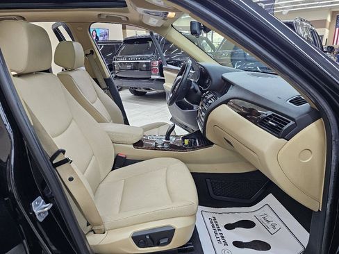 Used 2017 BMW X3 sDrive28i RWD image 21