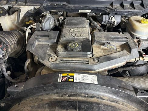 Used 2016 RAM 2500 Laramie w/ Convenience Group AWD/4WD image 39