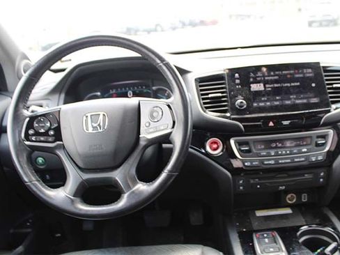 Used 2019 Honda Pilot Elite image 11