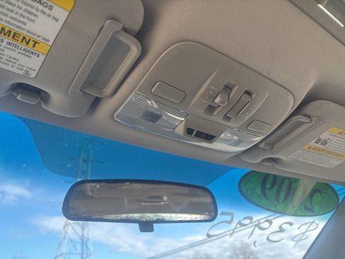 Used 2009 Subaru Legacy 2.5i Special Edition image 23