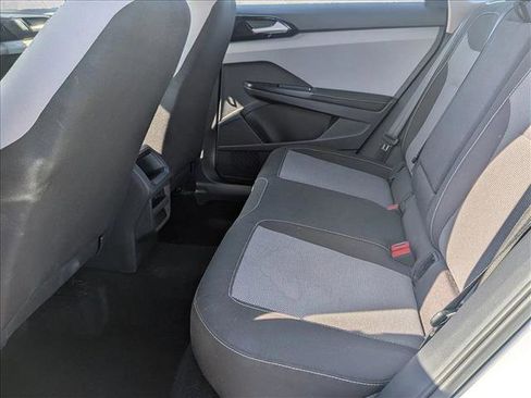 Used 2024 Volkswagen Taos S image 17