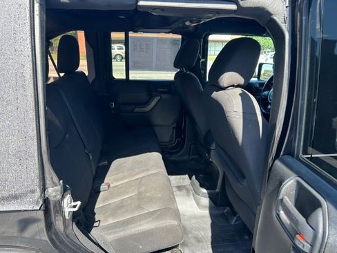Used 2016 Jeep Wrangler Unlimited Sport w/ Quick Order Package 24S AWD/4WD image 11