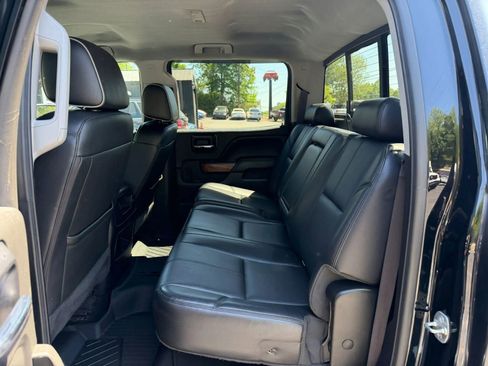 Used 2017 Chevrolet Silverado 1500 High Country RWD image 11